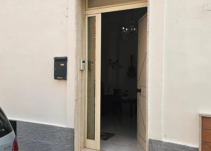 Centro Dimora Elvira 펜션 레베라노